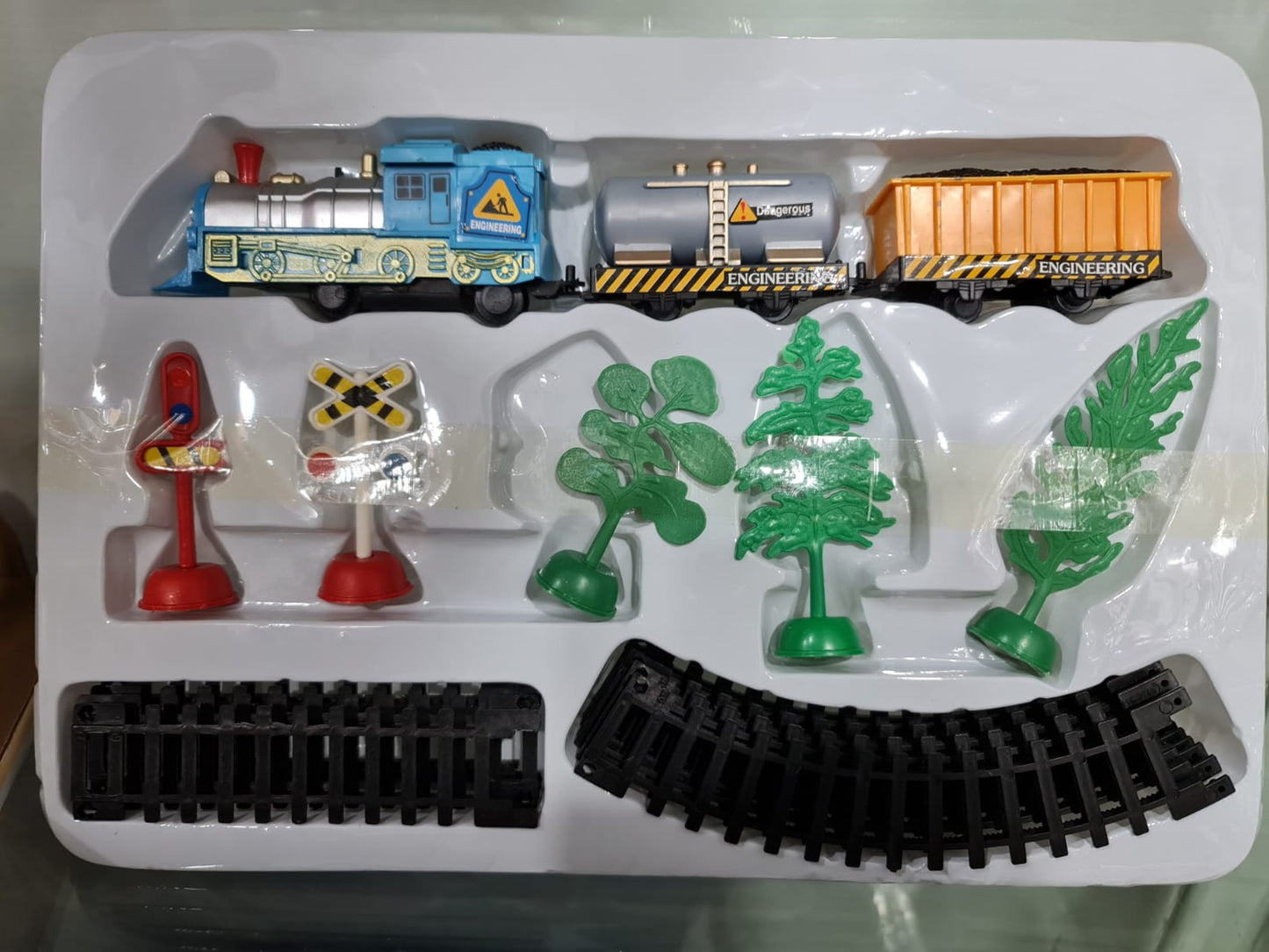 Picture of Train Track Play Set 24 Pcs